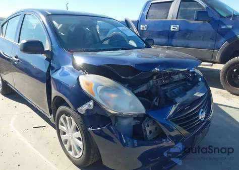 2014 Nissan Versa 1.6 S z USA, uszkodzony, nr VIN 3N1CN7AP5EL851484